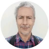 8 "Máximo Ochoa" profiles