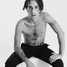 Damiano david's age is 22. Damiano David Net Worth Wiki Bio Age Girlfriend Height Weight Facts Biography Gist