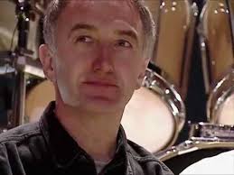 Queen The Show Must Go On Live Freddie Mercury Queen Elton John The Show Must Go On Live In Paris 1997 Including Rehearsal Youtube John Deacon Queen Albums Elton John