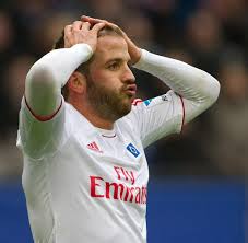Man hat beim hsv oft einen sündenbock gesucht. Warum Nicht Adler Van Der Vaart Ist Als Hsv Kapitan Uberfordert Welt