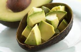 5 Smoothies Energisants A L Avocat En Combinant L Avocat Avec Differents Ingredients Nous Pouvons Coupe Faim Naturel Alimentation Equilibree Recettes Minceur