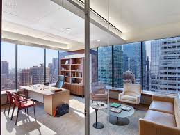 Midtown Architecture Inspires Smithmaran For Insight Venture Partners Corporate Office Design Modern Office Design Law Office Design
