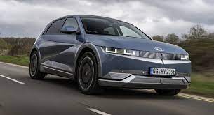 Hyundai ioniq 5 redefines electric mobility lifestyle. Hyundai Ioniq 5 Stylish Retro Modern Ev Priced From 36 995 In The Uk Carscoops