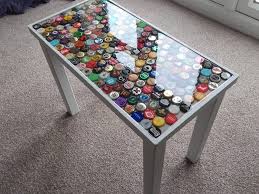 Bottle cap table with poured resin surface: Daha Fazla Hint Inciri Ele Gecirmek Bottle Cap Table Moisdelafrancophonie Com
