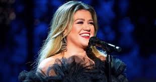 Kelly clarkson is an american singer, actress, songwriter, tv star, author. Kelly Clarkson Isn T The Richest American Idol Winner Here S Who Is