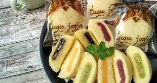 Jika kacang hijau sudah empuk dan matang, diamkan sampai dingin. Bakpia Kukus Tugu Jogja Hadir Sebagai Buah Tangan Baru Udah Cobain Belum Kabarsidia Com