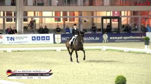 Dujardin is now the most successful british female olympian of all time. Der Trakehner Das Magazin Tsf Dalera Bb Und Jessica Von Bredow Werndl Gewinnen Den Grand Prix Von Hagen Facebook