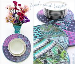 Protect and decorate your table with placemats and napkins in a variety of styles. Round Patchwork Placemats Sew4home