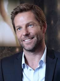 Jamie Bamber : seus Filmes e séries em streaming