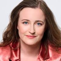 Christina Tillett's Instagram, Twitter & Facebook