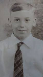 Hello my maiden name is Glunt. My grandfather name is Donald Glunt. He was  in the system. My great grandma name is Dorothy Willis and I dont know my  great grandfather name.