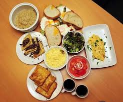 One pound of fat has roughly 3,500 calories, so an ordinary man could put on almost three pounds of fat a day. Eat Like An Olympian Michael Phelps Olympic Diet Digested Food The Guardian