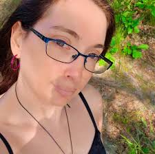 Mindy Lambert (@Posh72321) • Facebook, Connect with friends