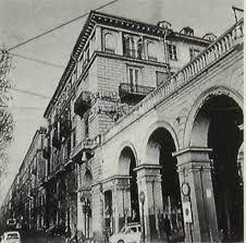 L' albergo torino è un elegante palazzo finemente ristrutturato che si trova nel cuore del centro storico di roma, in prossimità del. Albergo Roma E Rocca Cavour Museotorino