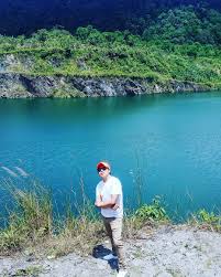 Jayamix masuk jurang di desa keyongan. Danau Quarry Rumpin Alternatif Wista Alam Di Banten