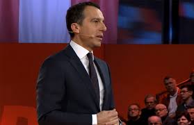 Norbert hofer (vorau, 2 maart 1971) is een oostenrijks politicus voor de fpö. Hofer Verbietet Tochter Burek Nur Osterreichisches Essen Kommt Auf Den Tisch Kosmo