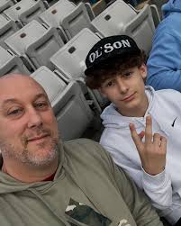 Donnie Ivey (@donnie.ivey) • Instagram photos and videos