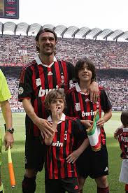 He spent all 25 seas Squawka Football On Twitter 1950s Cesare Maldini 1960s Cesare Maldini 1970s 1980s Paolo Maldini 1990s Paolo Maldini 2000s Paolo Maldini 2010s 2020s Daniel Maldini Ac Milan S Legendary Legacy Continues After