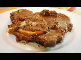 L'arrosto di vitello cotto in forno è uno dei piatti più amati, soprattutto per le festività o le occasioni speciali. Ossobuco Alla Piemontese Braised Veal Youtube