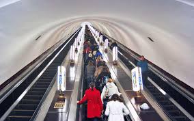 Арсенальная (станция метро) — статья из википедии — свободной энциклопедии. Gde Nahoditsya Samoe Glubokoe Metro Mira Foto Gid