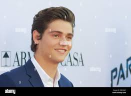 William peltz hi-res stock photography and images