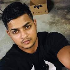 Getting work done at pinstripers garage