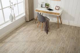 You know the one i'm talking about, the one that just sits there collecting dust, aside from when your great aunt comes to town every other year? Small Spare Room Ideas