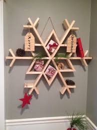 Diy Snowflake Shelf In 4 Easy Steps Easy Christmas Diy Holiday Woodworking Projects Christmas Wood Crafts Easy Christmas Diy