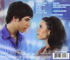 Llevó a su fisioterapeuta y hasta máquina de electroterapias. High School Musical High School Musical El Desafio Amazon Com Music