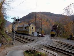 Thurmond West Virginia West Virginia Railroads The Big Red Trains Of Dunloup Creek Canyon West Virginia Train Virginia