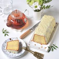 Cake Infiniment Vanille De Pierre Herme Glacage Rocher Chocolat Blanc Recette Rochers Chocolat Teacake Desserts Francais
