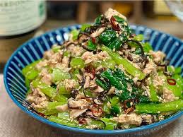 レシピ】小松菜のやみつきツナ塩こんぶナムル - しにゃごはん blog