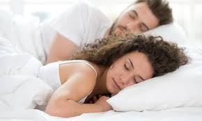 Das geht mit einem lesekissen fürs bett. 7 Tipps Fur Einen Gesunden Schlaf