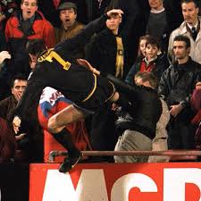 Eric cantona — éric cantona pour les articles homonymes, voir cantona. Eric Cantona Says He Regrets Not Kicking Crystal Palace Fan Harder Despite 9 Month Ban Mirror Online