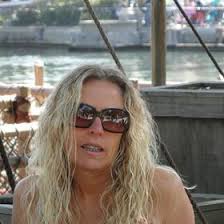 Rona Wilson (ohmyrona)