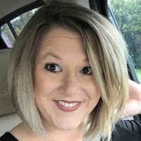 Mandy Holbrook's Instagram, Twitter & Facebook