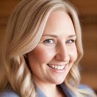 Kerry Coates's Instagram, Twitter & Facebook