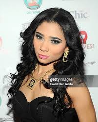 Stephanie George's Instagram, Twitter & Facebook