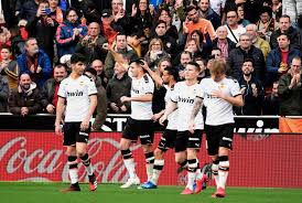 Times, tv & how to watch online. Valencia Vs Barcelona Setien S Barcelona Are Starting To Look Bad Marca In English