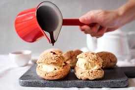 Comment Faire Des Profiteroles Au Chocolat Recette Royal Chill Blog Cuisine Voyage Et Photographie Recette Profiteroles Recette Profiteroles Recette