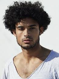 Frauen und auch männern sind der kreativität bei der der intimfrisur keine grenzen gesetzt. Afro Frisuren Manner 2021 Beards