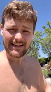 I’m coming to Australia for shows and need your help!What are the dos and  don’ts of your country? How scared should I be of spiders? Where are the  best brunch spots in Sydney, Melbourne, & Brisbane? ...