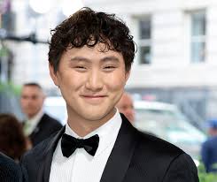 Who is Alexandr Wang, the Wunderkind Billionaire Behind Scale AI