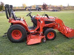 10500 Kubota B2410 Compact Tractor Wloader And Mower Deck Tractors Compact Tractors Kubota