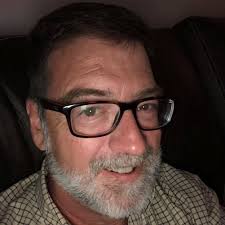 Cousins fighting over TV with parrot's surprise intervention