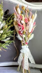 Bouquet De Fleurs Sechees Couronne De Fleurs Sechees Fleurs Sechees Composition Florale Cadeau Fete Des Meres Bouquet Mariee Bouquet De Fleurs Sechees Bouquet De Fleurs Fleurs Sechees