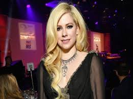 Flames performance live on jimmy kimmel was have you seen it yet? Avril Lavigne Opens Up About Battle With Lyme Disease I Had Accepted Death The Independent The Independent