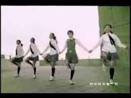 Rap yo yo yo yo cyndi what~ what's wrong with me (ai ni) yo yo cyndi baby what's wrong with me cyndi give me your love you make me sneeze all the time now now zen me wo yi zhi kuang da pen ti zai ling chen san dian er shi liu fen let me sing let me sing a song. çŽ‹å¿ƒå‡Œcyndi Wang Ai Ni çˆ±ä½  Taiwan Singer Singer Rap