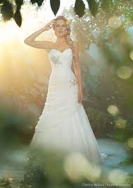 Disney Fairy Tale Weddings By Alfred Angelo 2013 Wedding Inspirasi Disney Wedding Dresses Fairy Tale Wedding Dress Sweetheart Wedding Dress