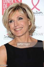 Best Haircut For Over 50 Woman With Jowls And Hooded Eyelids Google Search Medium Thin Hair Hairstyles For Thin Hair Medium Hair Styles